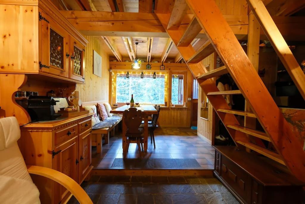 ~Chalet_Rifugio Tra I Boschi~ セッラ・ネヴェア エクステリア 写真