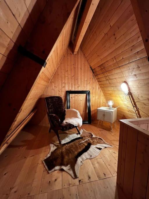 ~Chalet_Rifugio Tra I Boschi~ セッラ・ネヴェア エクステリア 写真