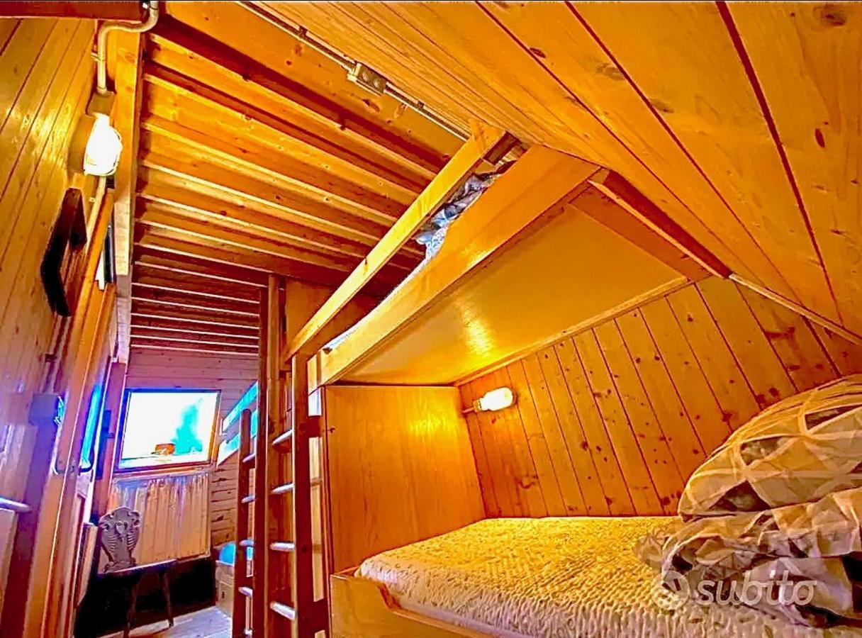 ~Chalet_Rifugio Tra I Boschi~ セッラ・ネヴェア エクステリア 写真